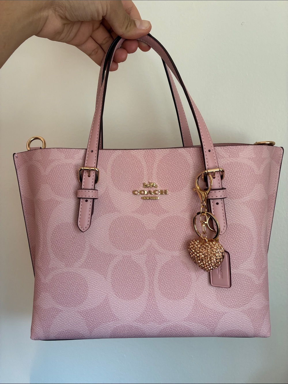 2/$20🎀 Sparkling Rose Gold Heart Keychain Bag Charm